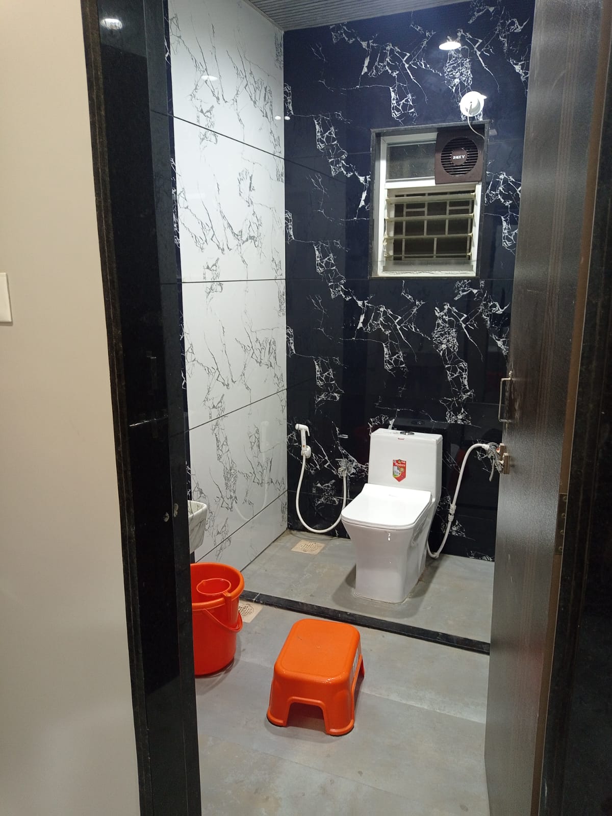 UMA PG bathroom