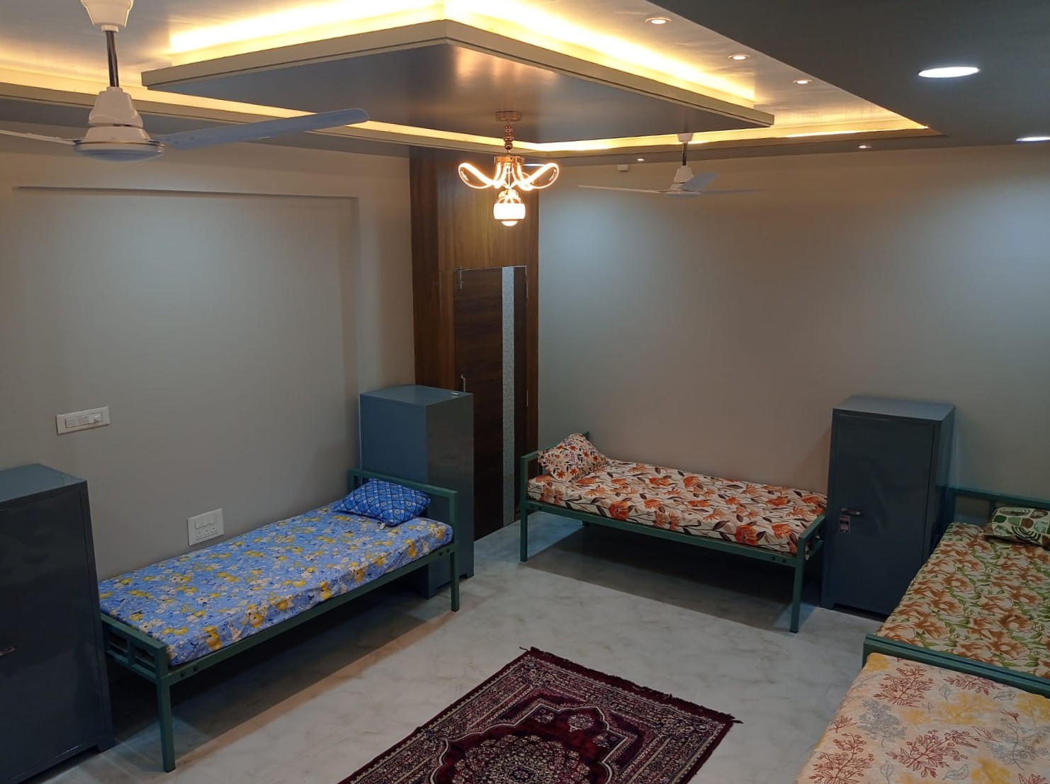 UMA PG room
